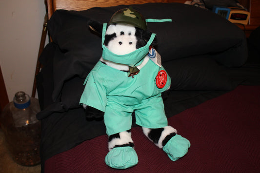 Build a Bear RETIRED "Floppy Cow"