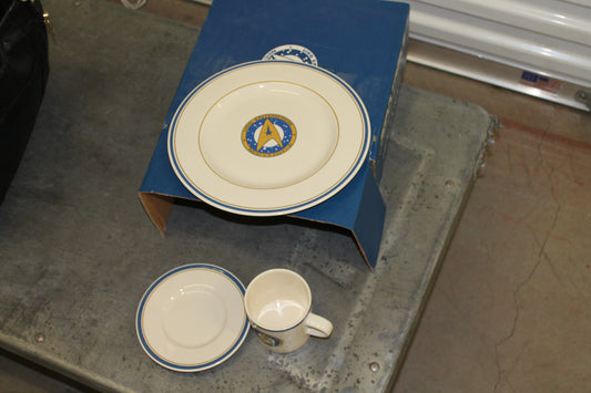 Star Trek 6 Buffet Set by Pfaltzgraff stoneware