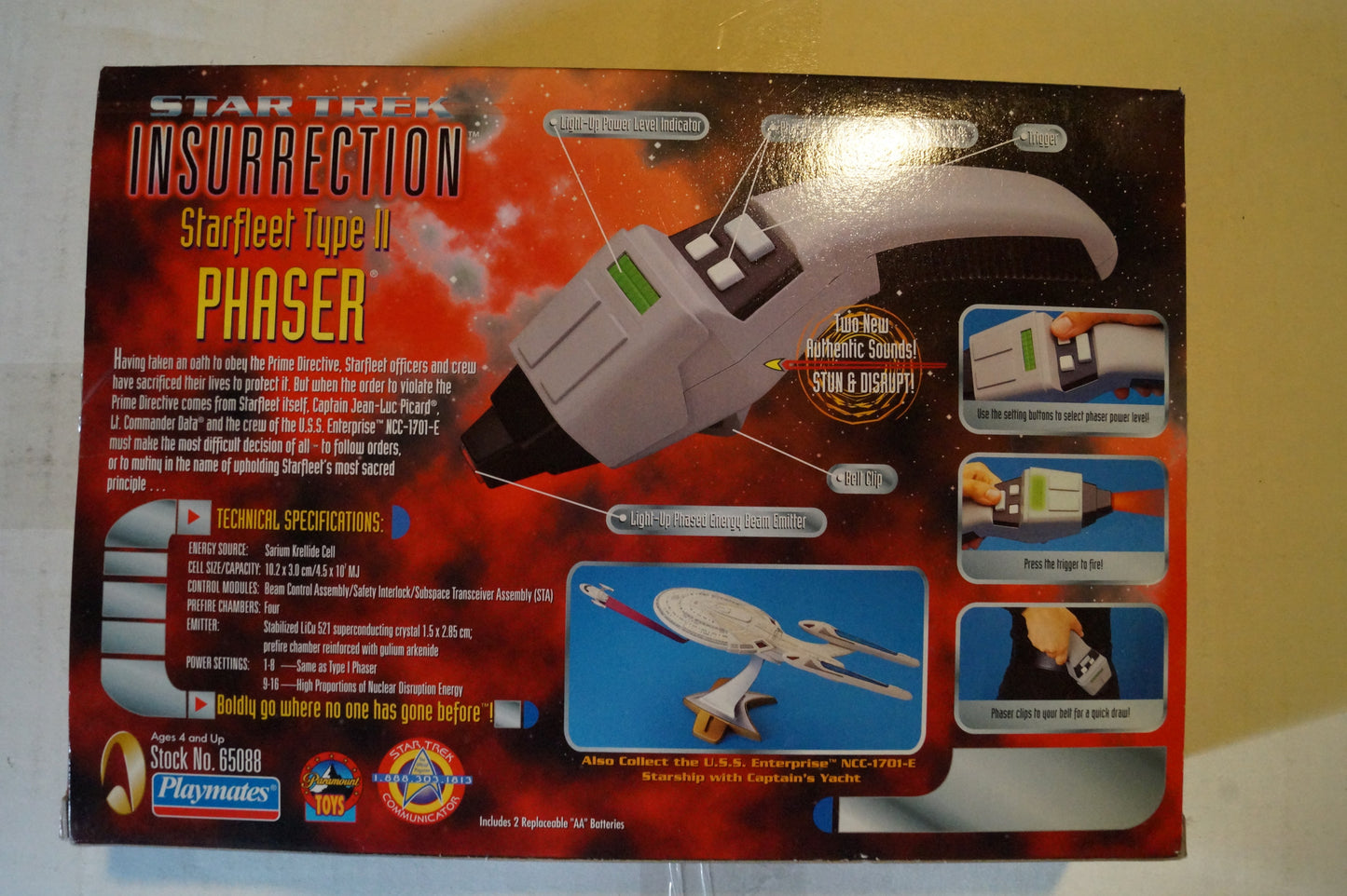 Playmates ,Star Trek Insurrection type 2 phaser
